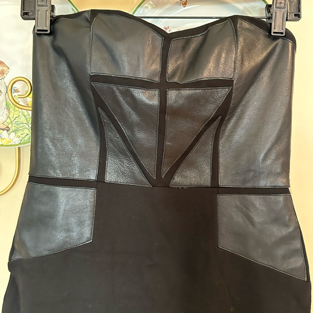 Elegant Black Strapless Dress